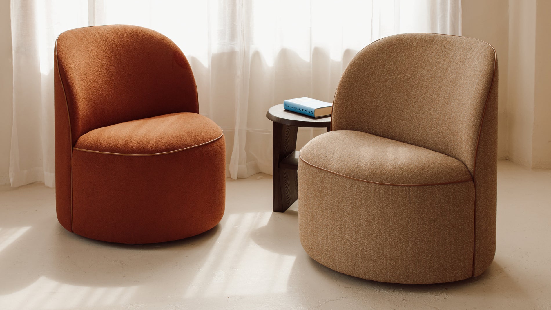 Lune Swivel Lounge Chair, Sienna_image