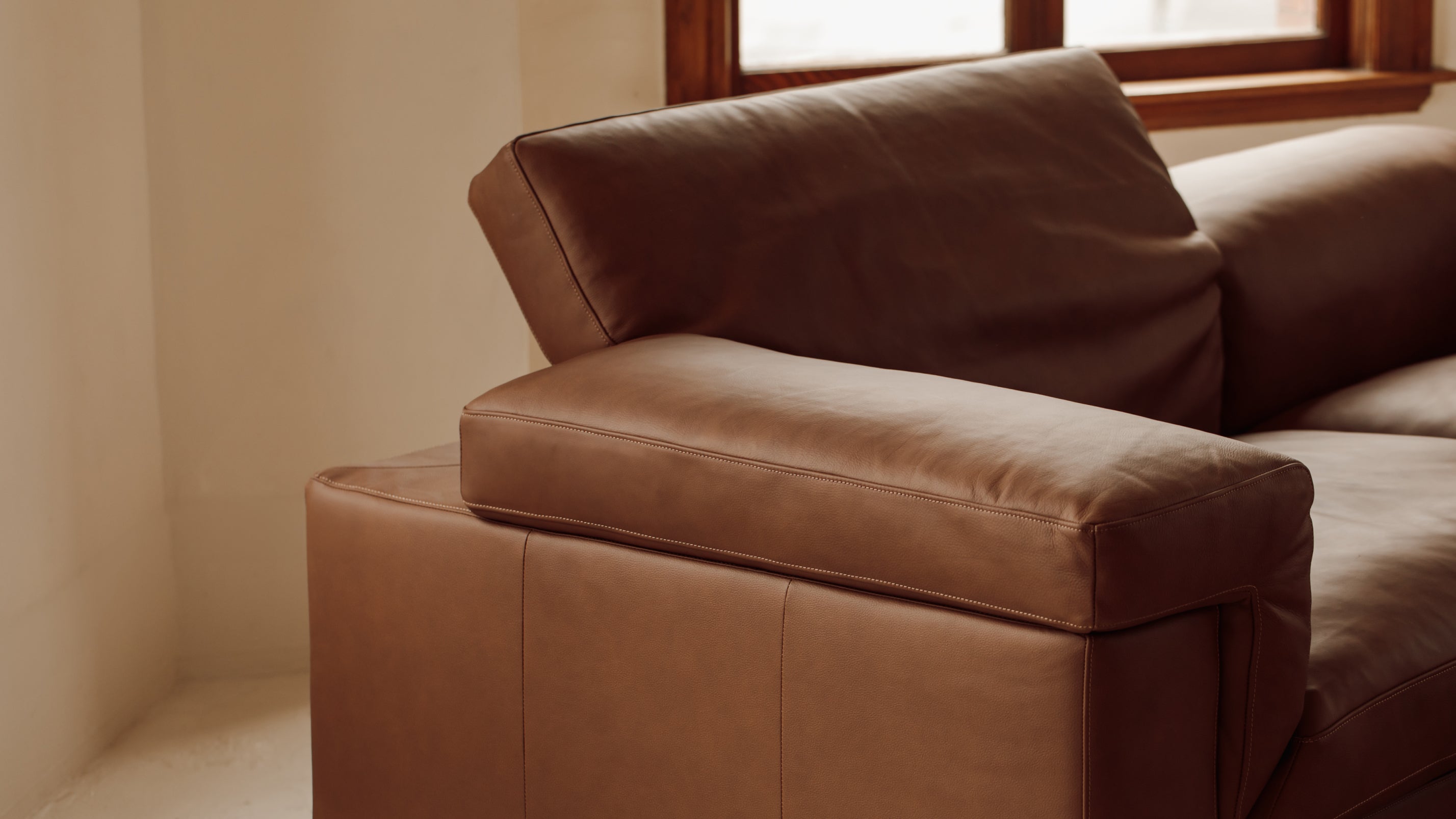 Saddle 4-Piece Modular Sectional Right, Bourbon