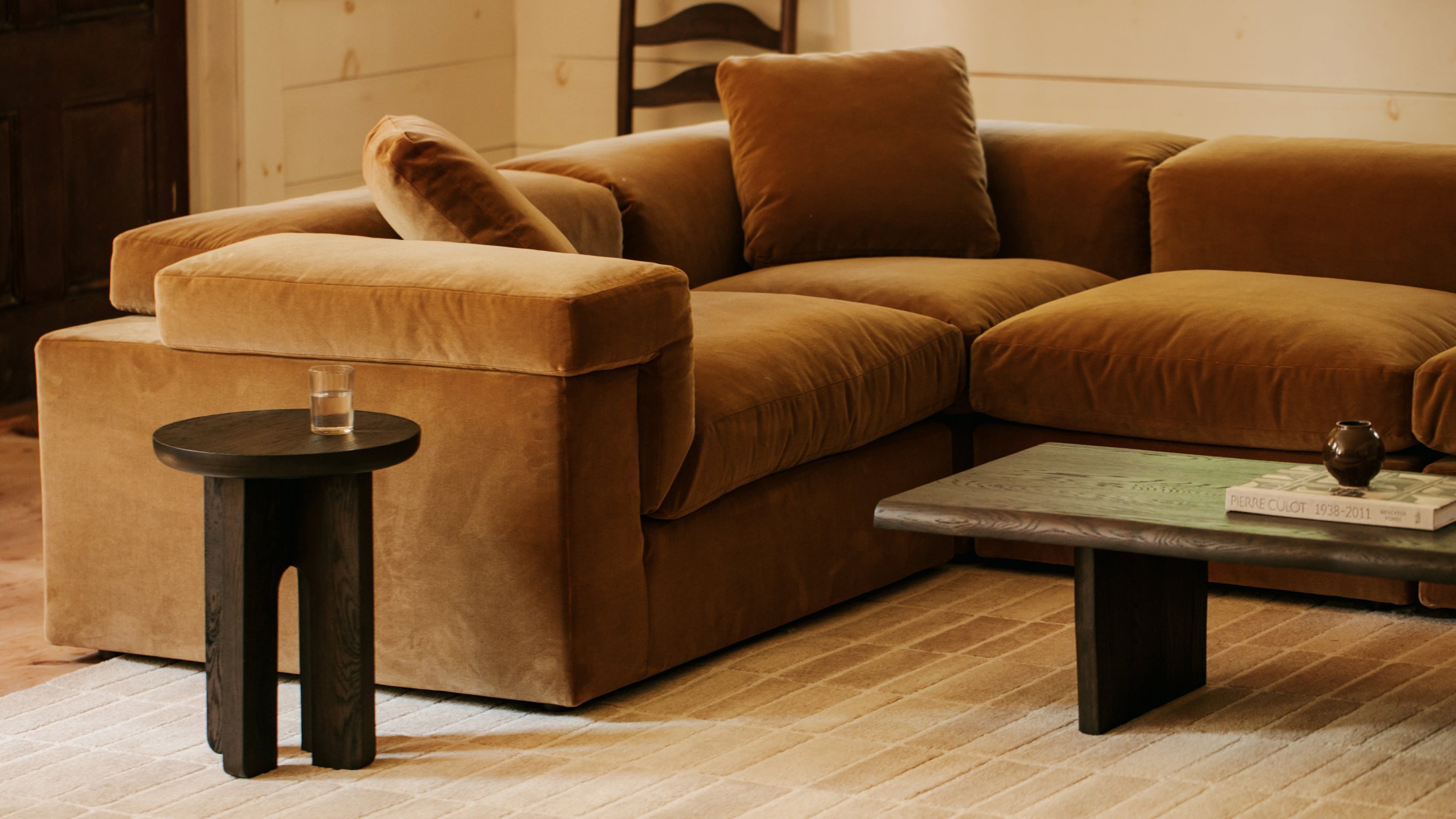 Saddle 4-Piece Modular Sectional Closed, Gold